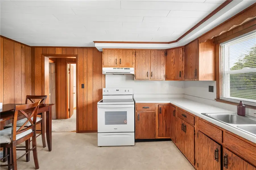 707 W Madison Street, Paris, IL 61944 - #3