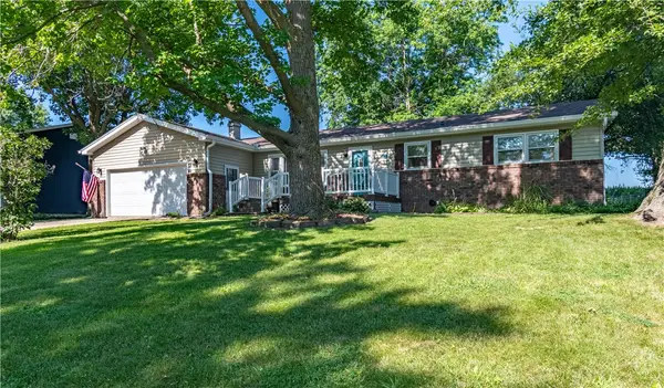 11 Redlick Court, Warrensburg, IL 62573