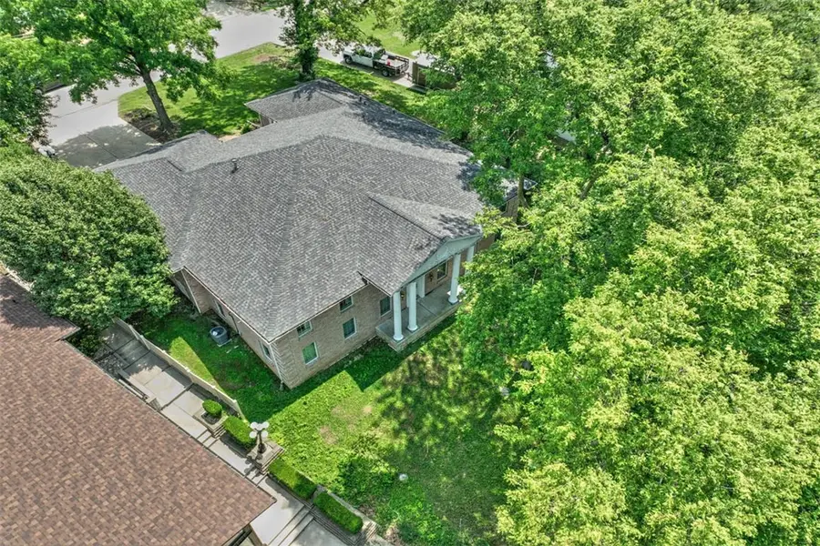 3045 Lake Bluff Drive, Decatur, IL 62521 - #3