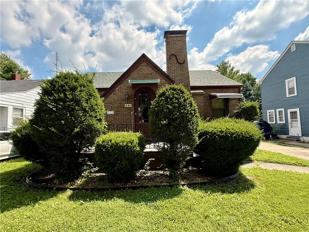 245 E Pierson Avenue, Decatur, IL 62526 - #1