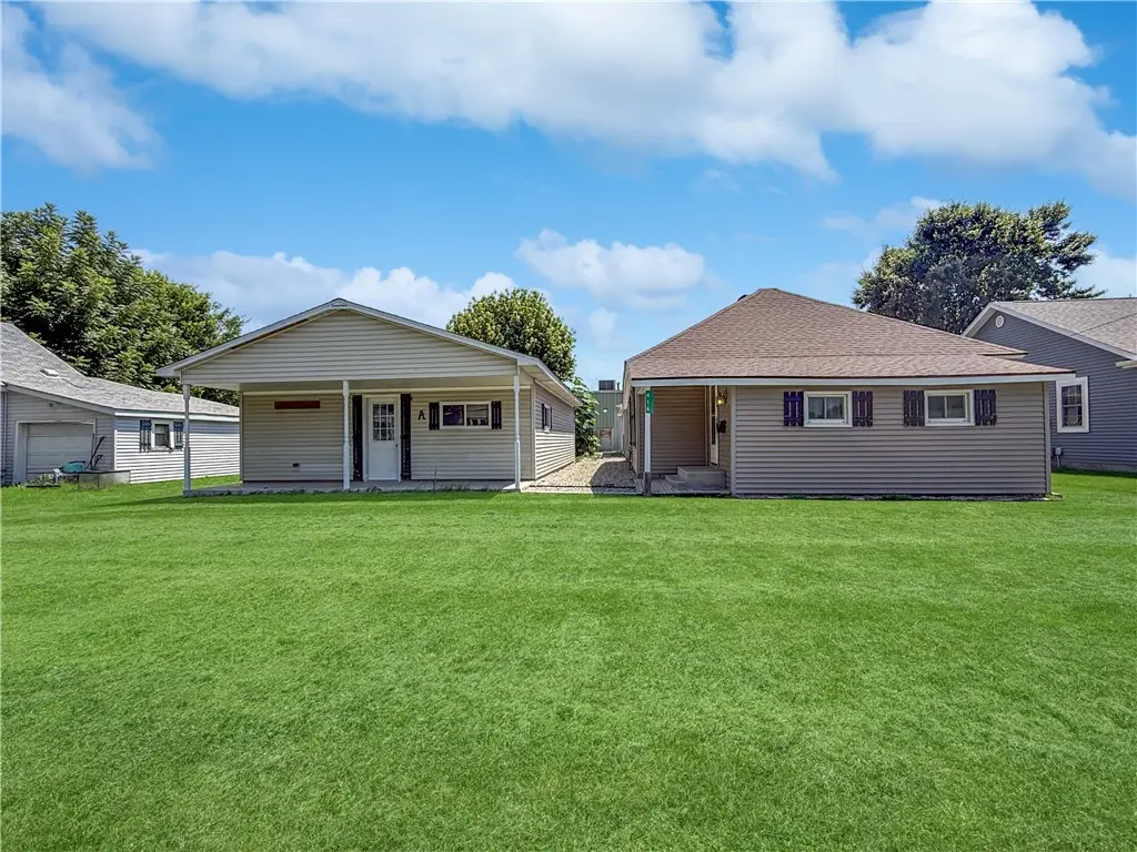 416 S 5th Street, Sullivan, IL 61951 - #1