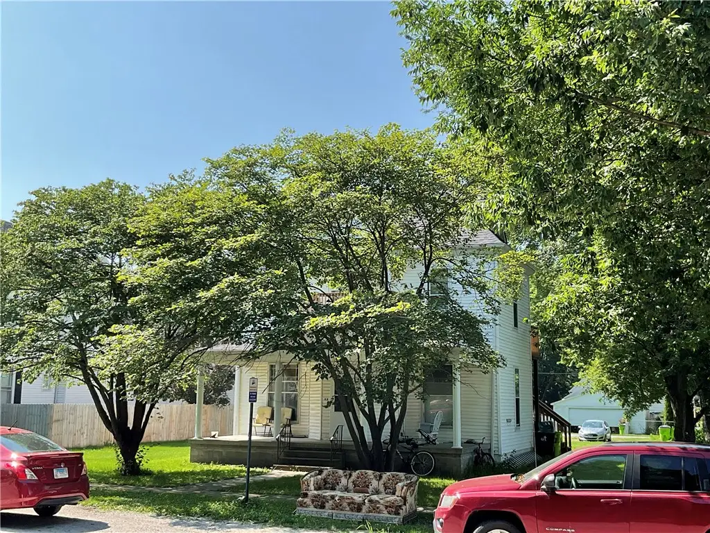 338 E Main, Moweaqua, IL 62550 - #1
