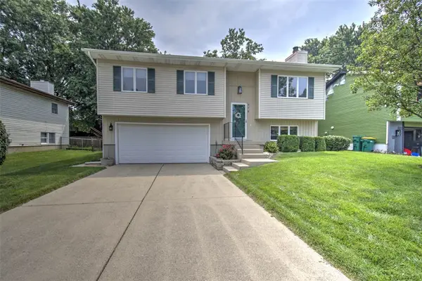 976 S Green Meadow Drive, Decatur, IL 62521