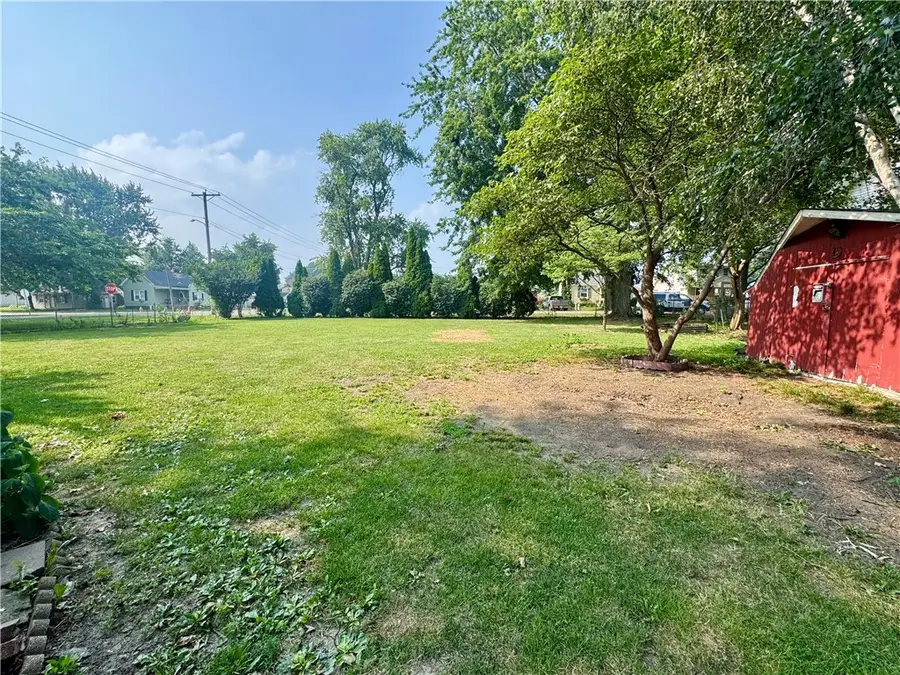 708 25th Street, Mattoon, IL 61938 - #3