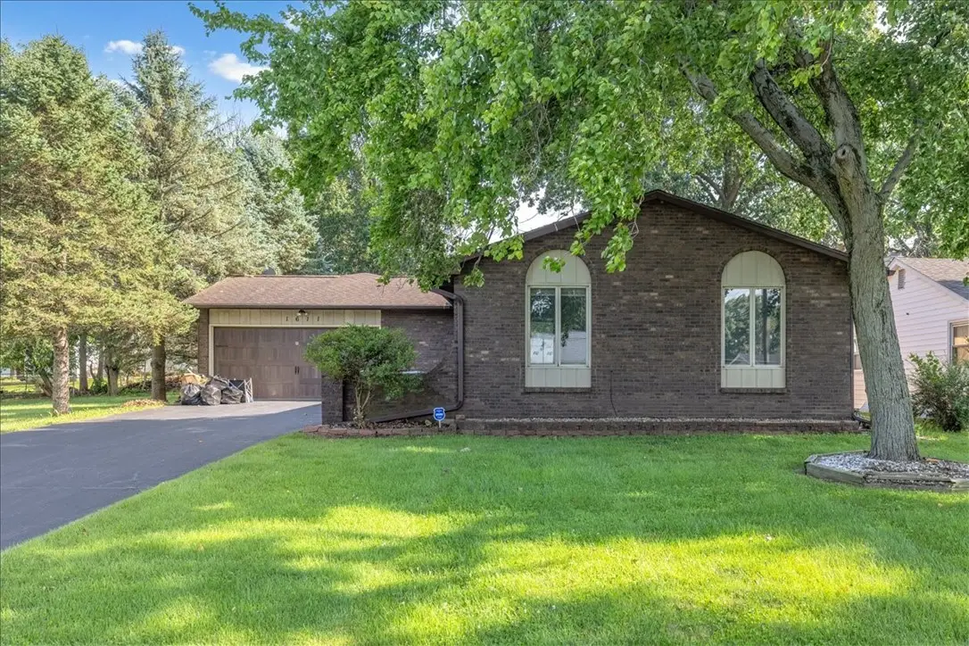 1611 W Melrose Court, Decatur, IL 62526 - #1