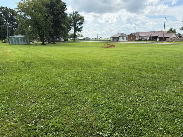 207 N Boyd Street, Montrose, IL 62445