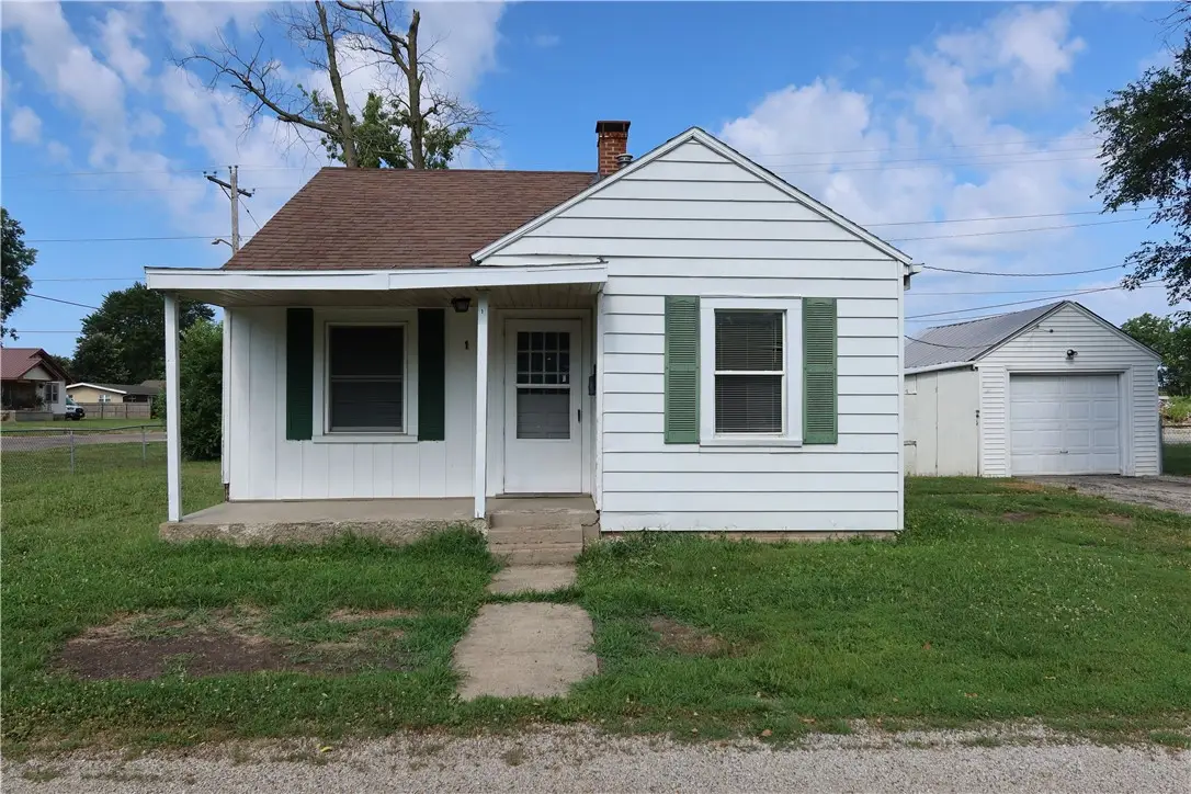 1 Brown Court, Mattoon, IL 61938 - #1