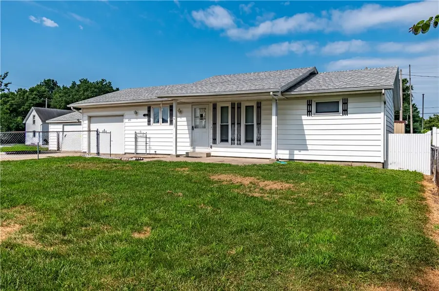 261 S Smith Street, Forsyth, IL 62535 - #2