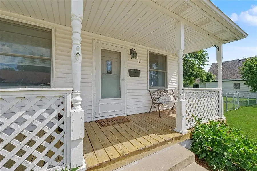 708 W Water Street, Farmer City, IL 61842 - #2