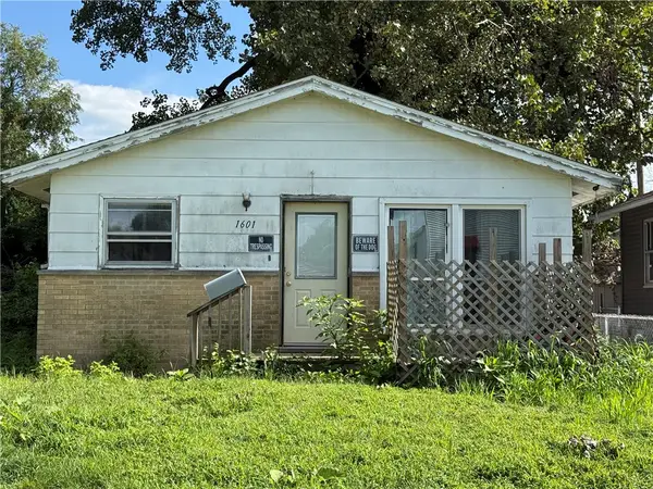 1601 Moore Street, Decatur, IL 62521
