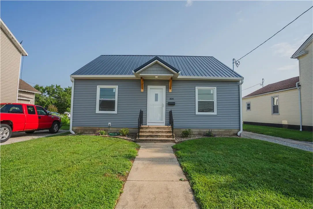 304 Saint Anthony Avenue, Effingham, IL 62401 - #1