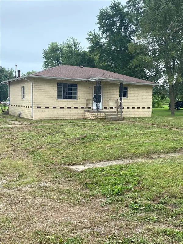 303 7th Street, Jewett, IL 62436