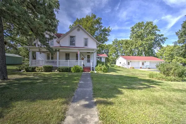 1485 N Meridian Road, Harristown, IL 62537