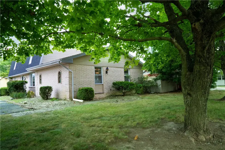 1121 Rudy Avenue, Mattoon, IL 61938 - #2