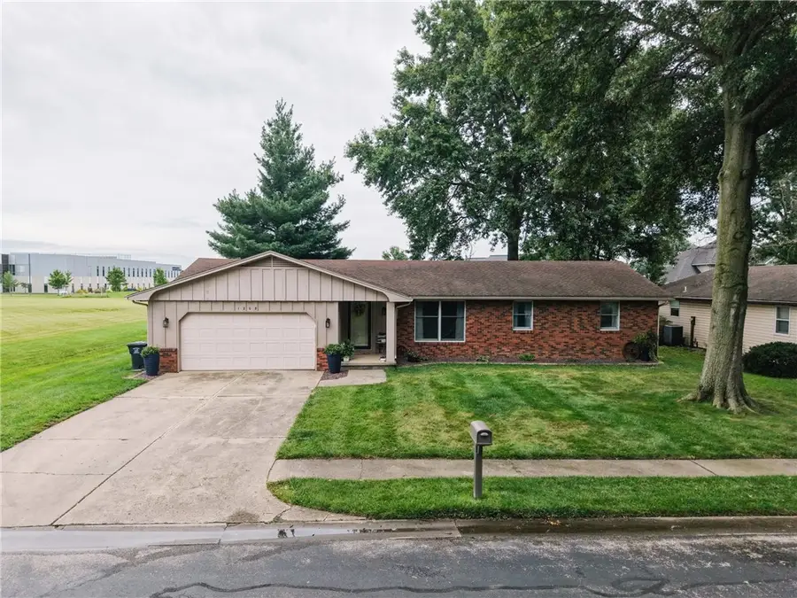 1208 N Martin Street, Effingham, IL 62401 - #2