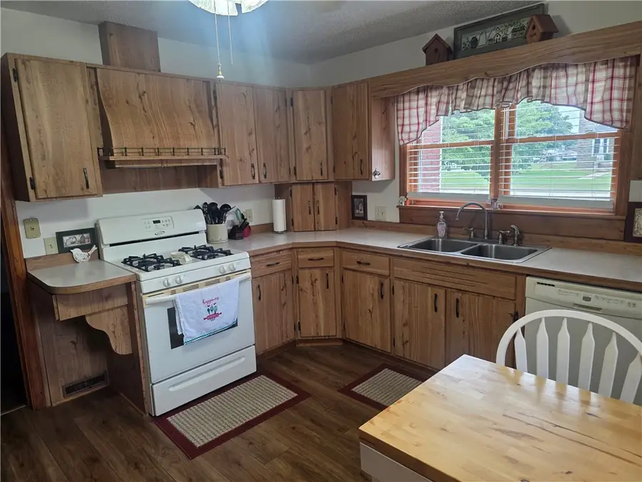301 E Main Street, Stewardson, IL 62463 - #2