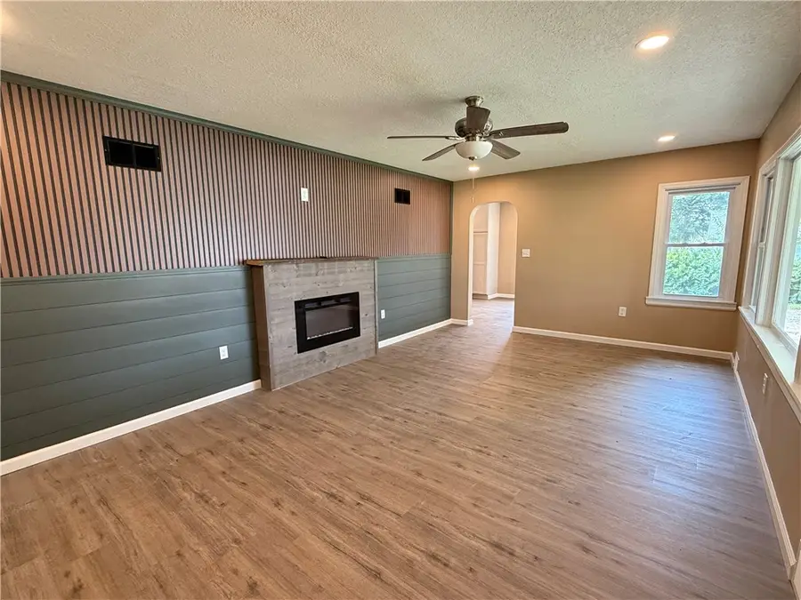 1917 18th Street, Charleston, IL 61920 - #2
