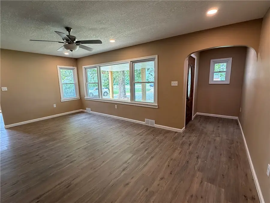1917 18th Street, Charleston, IL 61920 - #3