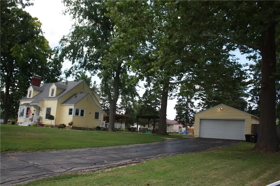1672 Harrison Avenue, Decatur, IL 62526 - #3