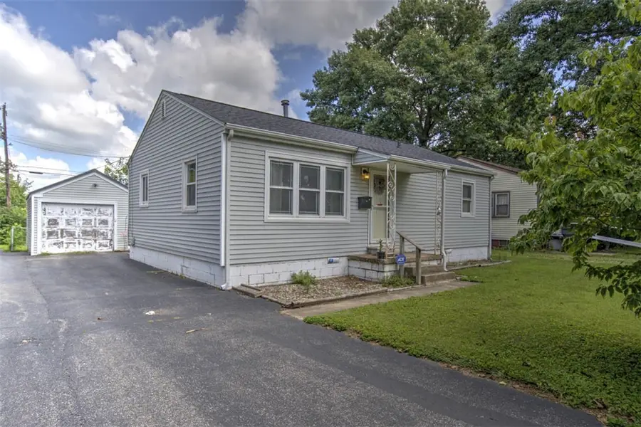 1418 W Cushing Street, Decatur, IL 62526 - #2