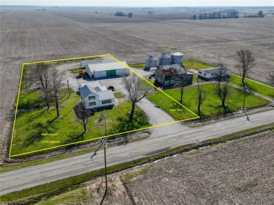 7634 N 1st Street, Altamont, IL 62411 - #2