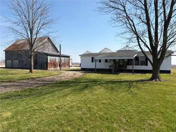 7676 N 1st Street, Altamont, IL 62411