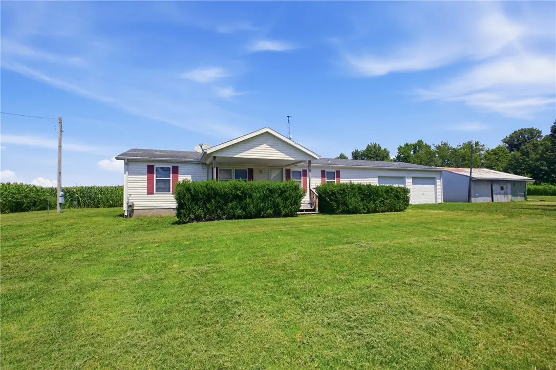 16153 N 250th Street, Altamont, IL 62411 - #1