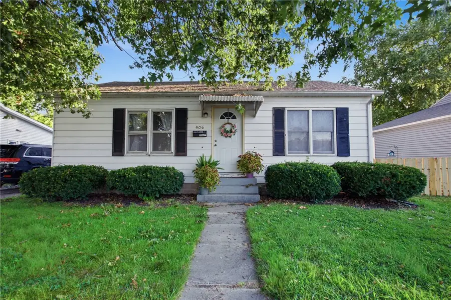 506 W Temple Avenue, Effingham, IL 62401 - #2