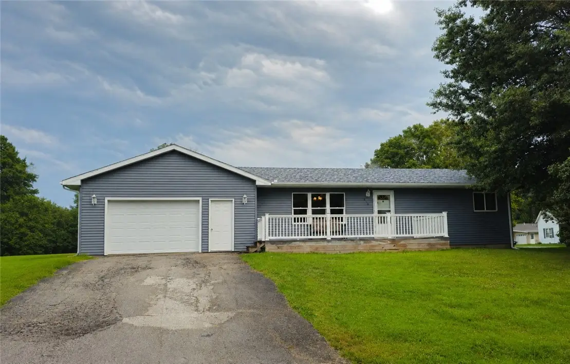 405 N Delaware Street, Greenup, IL 62428 - #1