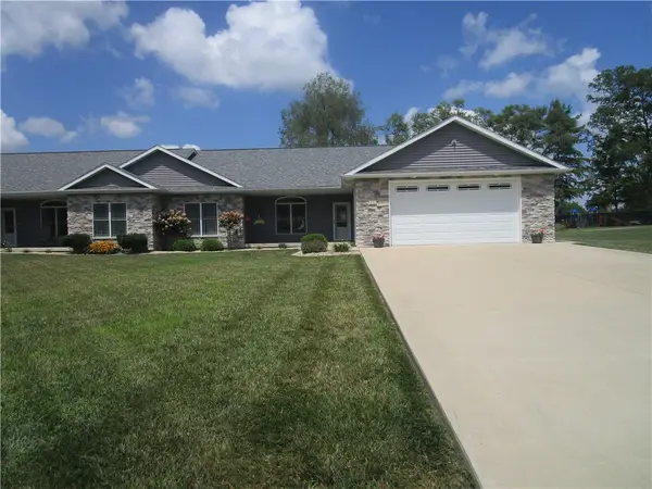 711 Panther Drive, Pana, IL 62557