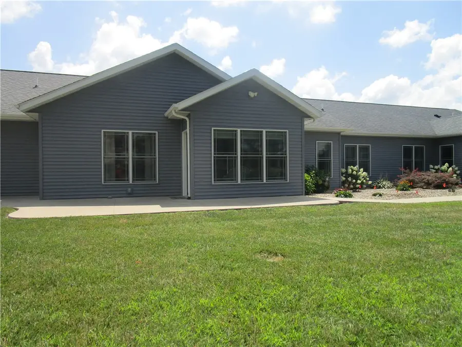711 Panther Drive, Pana, IL 62557 - #3