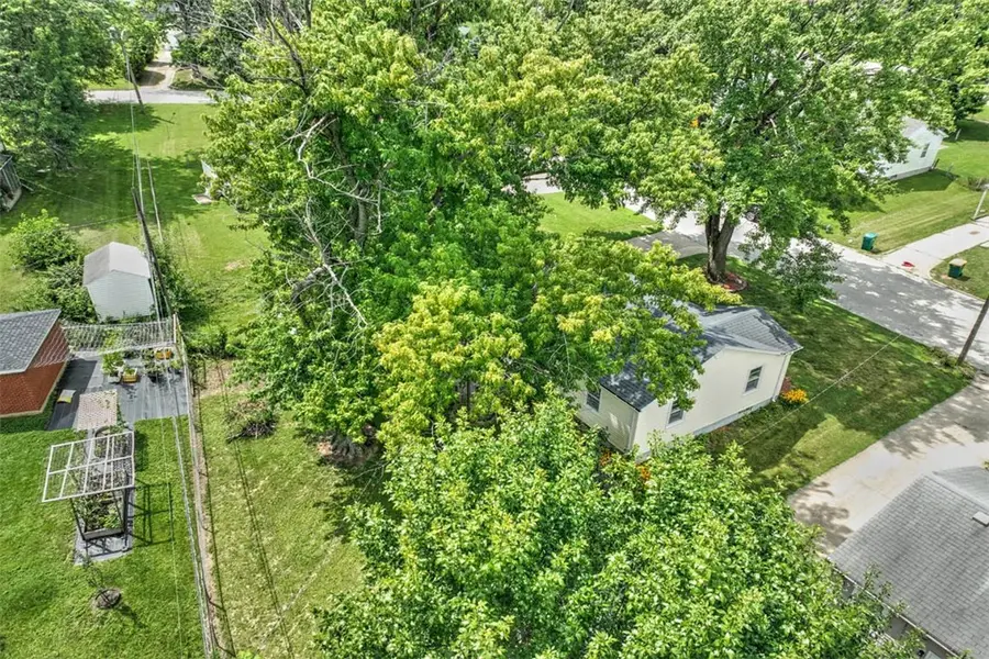 22 2nd South Shores Avenue, Decatur, IL 62521 - #3