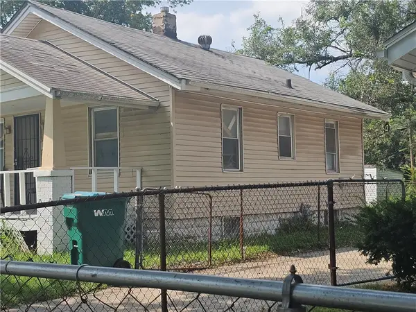1746 Locust Street, Decatur, IL 62521