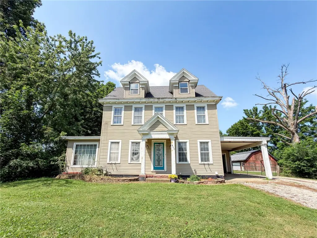911 Cherry Point Street, Paris, IL 61944 - #1