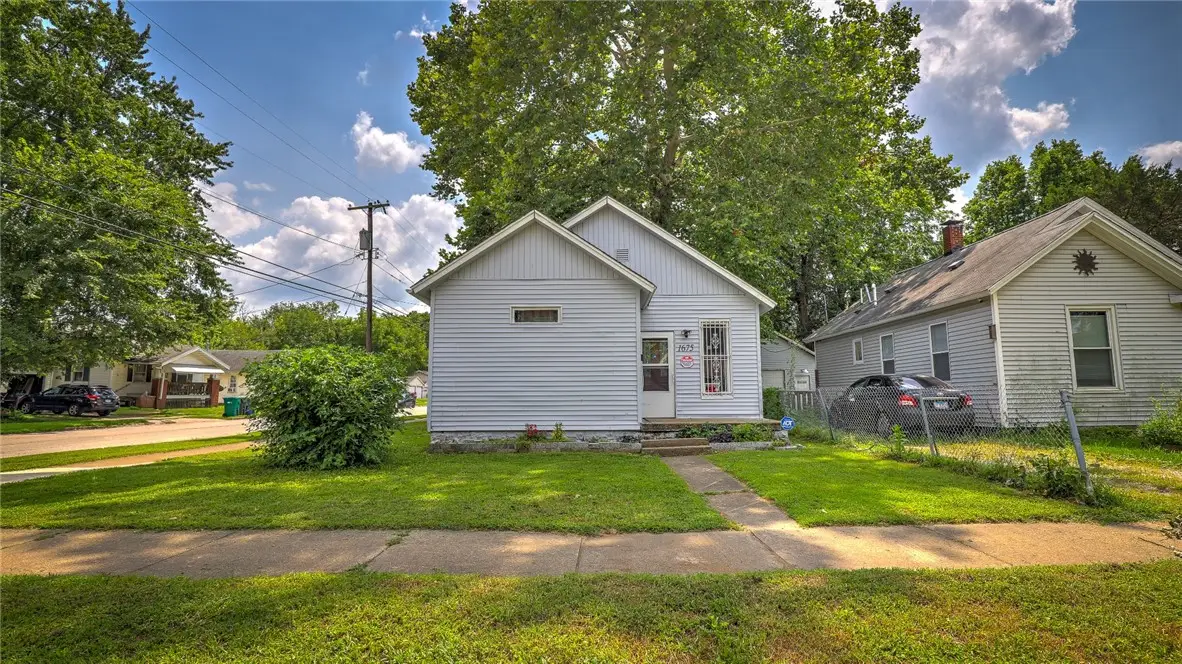 1675 E Clay Street, Decatur, IL 62521 - #1