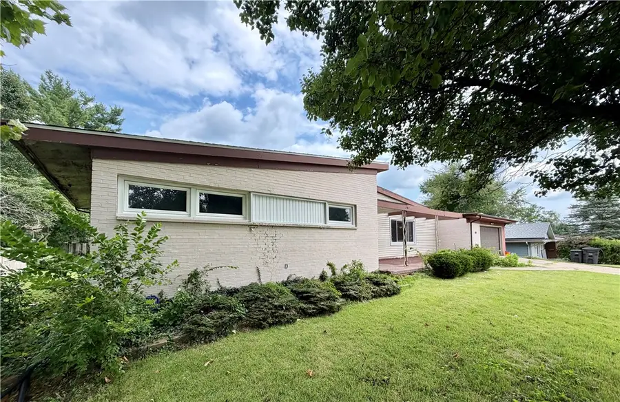 1635 Robinson Street, Danville, IL 61832 - #3