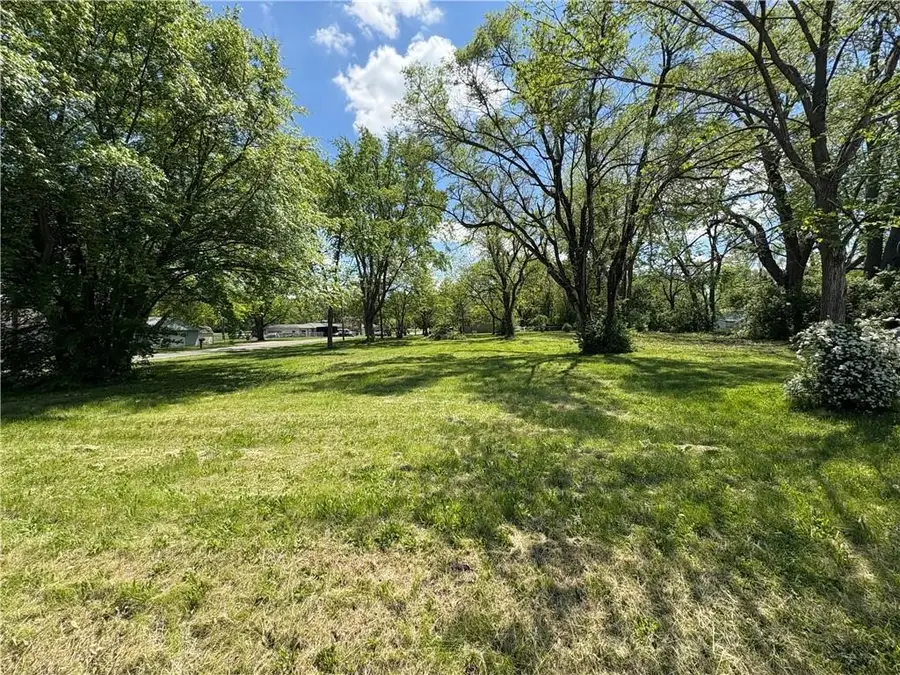 2127 Riedel Avenue, Decatur, IL 62526 - #2