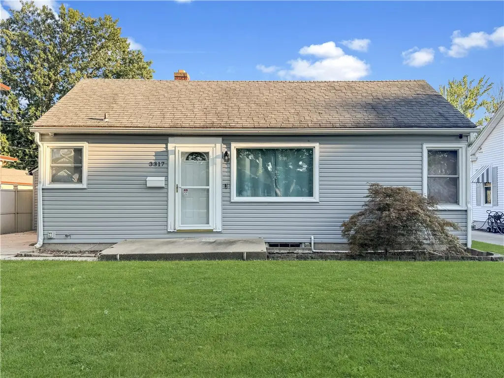 3317 Richmond Avenue, Mattoon, IL 61938 - #1