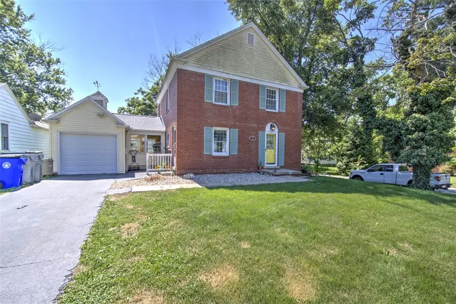 1595 W Sunset Avenue, Decatur, IL 62522 - #2
