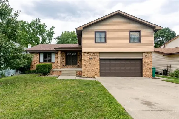 512 W Ash Avenue, Decatur, IL 62526
