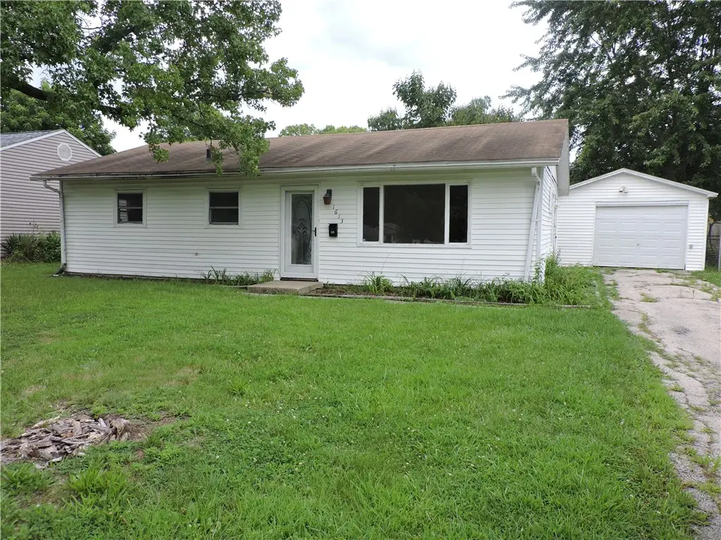 1613 Robinson Street, Danville, IL 61832 - #1