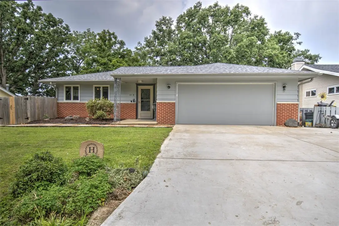 23 Oak Ridge Drive, Decatur, IL 62521 - #1
