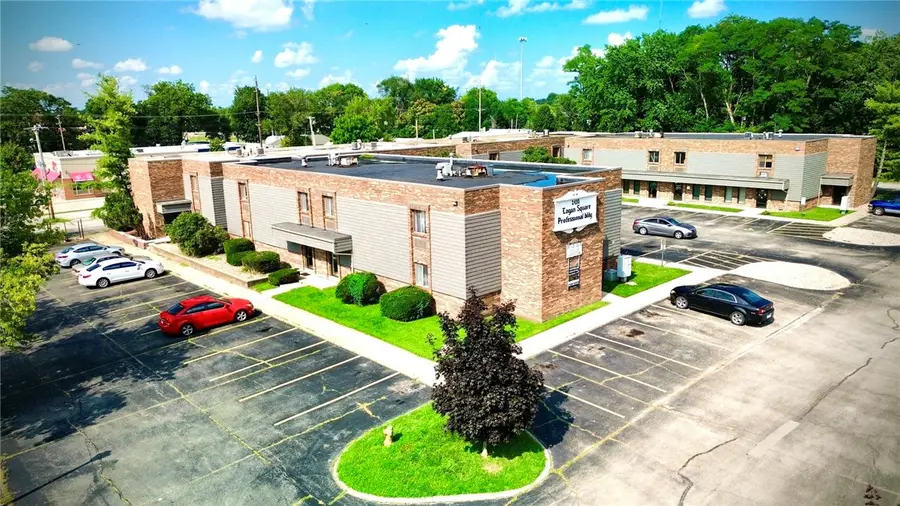 2490 N Water Street, Decatur, IL 62526 - #2