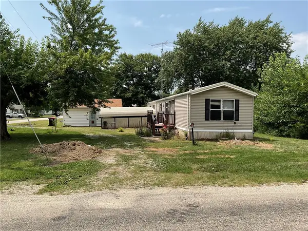 202 Benton Street, Tower Hill, IL 62571