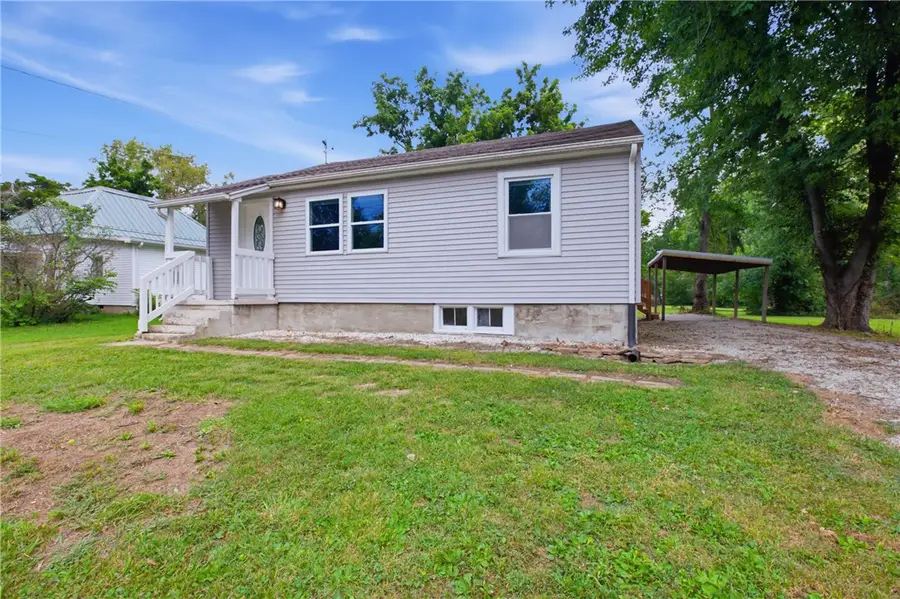 474 W 9th Street, Neoga, IL 62447 - #2
