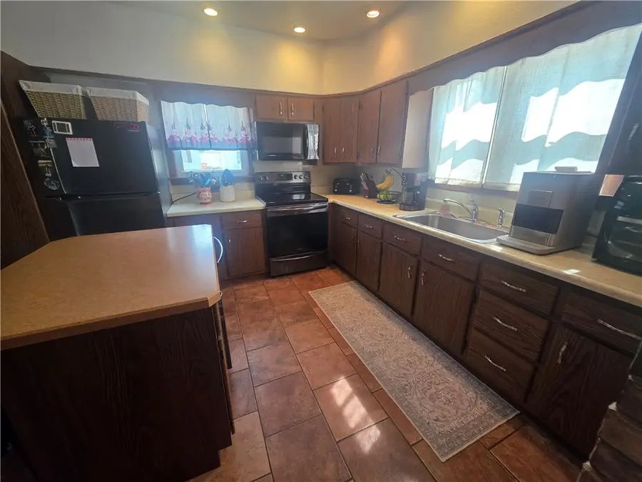 105 S Elizabeth Street, Strasburg, IL 62465 - #3