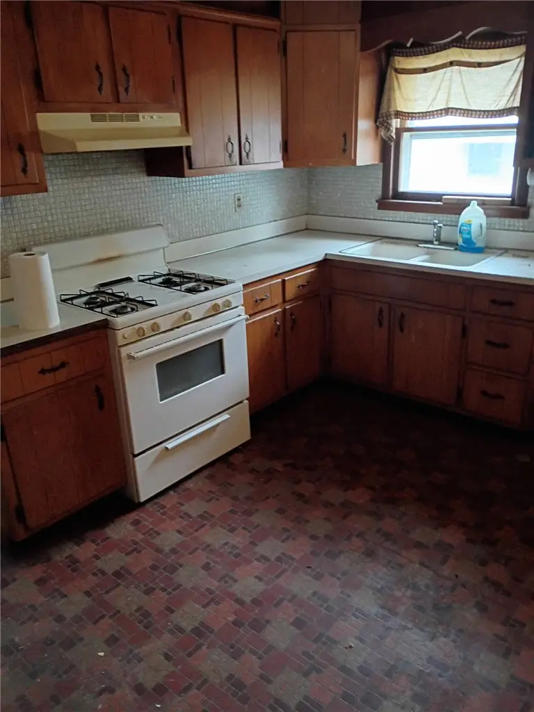 2231 E Main Street, Decatur, IL 62521 - #2
