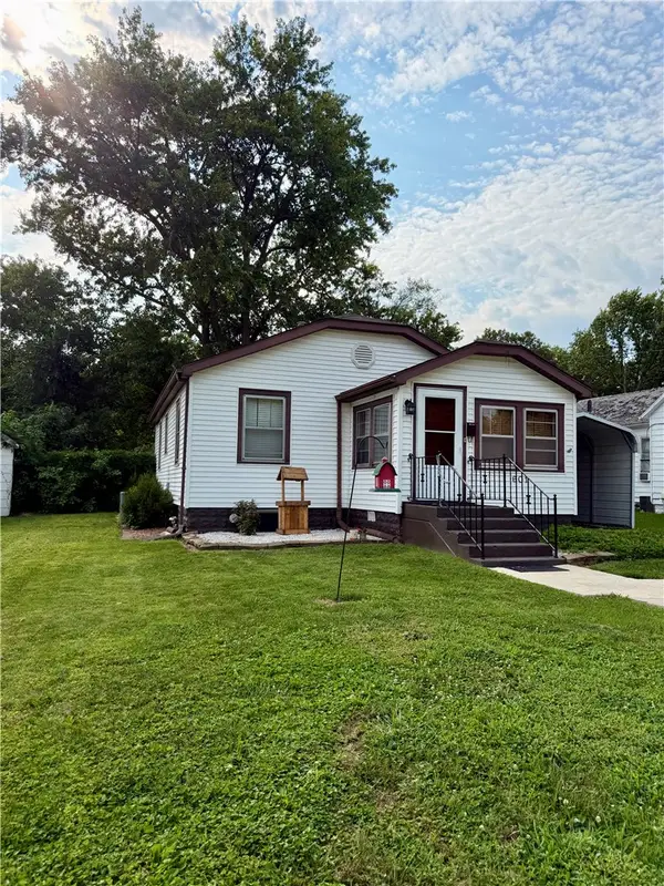 601 S 2nd Street, Effingham, IL 62401