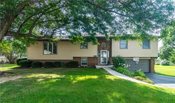 1240 Westside Drive, Mt Zion, IL 62549