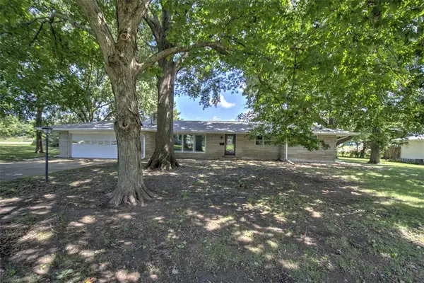 4394 Huston Hills Road, Decatur, IL 62526